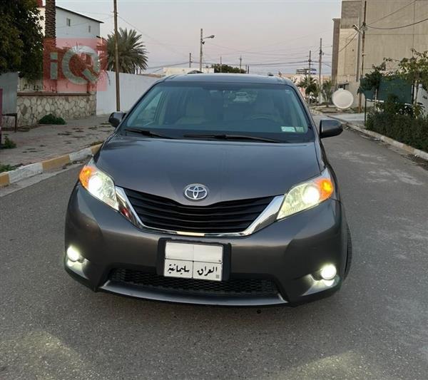 Toyota Sienna 2017 for sale in Iraq - Kirkuk
